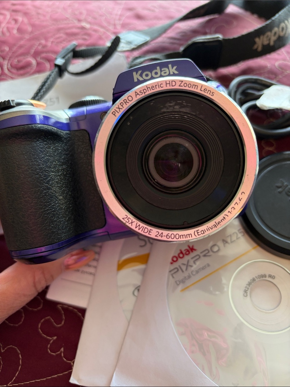 Digital camera - Kodak - Picture 2 of 12